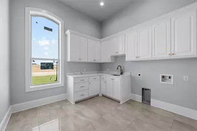 129 Iris Street, Lorena, TX 76655 - Photo 34