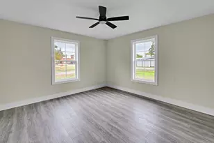 200 S Narcissus St, Kosse, TX 75838 - Photo 12