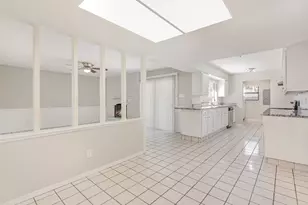 2808 Treeview Dr, Arlington, TX 76016 - Photo 6