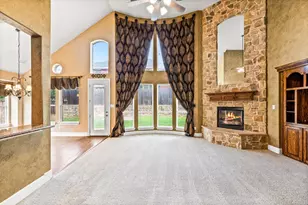 4205 Lansbury Dr, Highland Village, TX 75077 - Photo 12