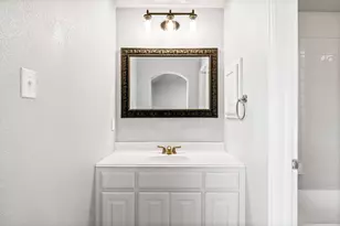 4205 Lansbury Dr, Highland Village, TX 75077 - Photo 34