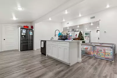 10735 Hilltop Circle, Quinlan, TX 75474 - Photo 12