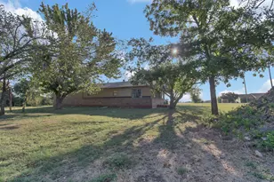 319 Green Acres Rd, Weatherford, TX 76088 - Photo 16