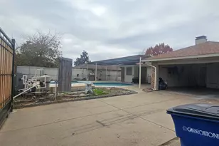 3102 Aspen Dr, Carrollton, TX 75007 - Photo 36