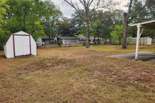 2821 Mccarley Dr, Commerce, TX 75428 - Photo 4