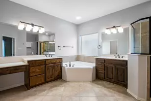 556 Bretts Way, Burleson, TX 76028 - Photo 18