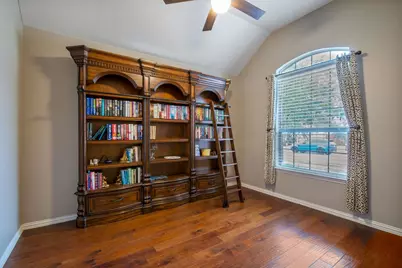 556 Bretts Way, Burleson, TX 76028 - Photo 6