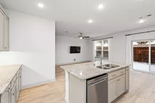 988 Emil Pl, Allen, TX 75013 - Photo 6