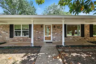 503 Summit Ridge Dr, Euless, TX 76039 - Photo 4