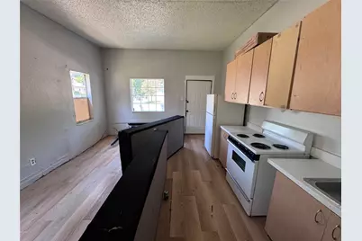 3417 Pondrom Street, Dallas, TX 75215 - Photo 4
