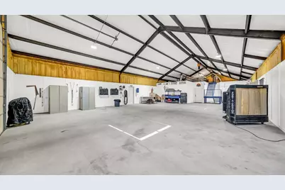 9699 Fm 2481, Bluff Dale, TX 76433 - Photo 38