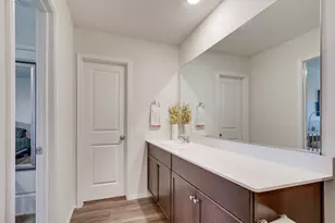 1112 Lady Bird St, Ennis, TX 75119 - Photo 18