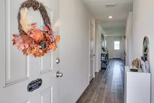 1112 Lady Bird St, Ennis, TX 75119 - Photo 4