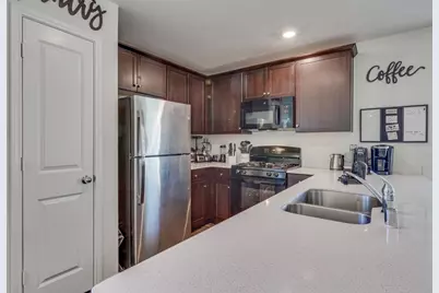 1112 Lady Bird Street, Ennis, TX 75119 - Photo 10