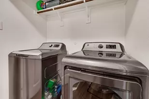 1112 Lady Bird St, Ennis, TX 75119 - Photo 20