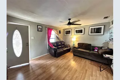 1307 Neptune Road, Dallas, TX 75216 - Photo 4