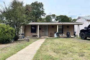 1307 Neptune Rd, Dallas, TX 75216 - Photo 1