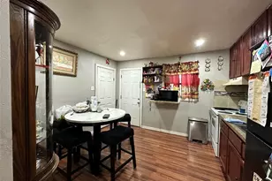 1307 Neptune Rd, Dallas, TX 75216 - Photo 6