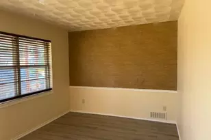 4513 Huntington Dr, Garland, TX 75042 - Photo 4