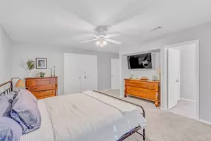 704 Tahiti Dr, Granbury, TX 76048 - Photo 28