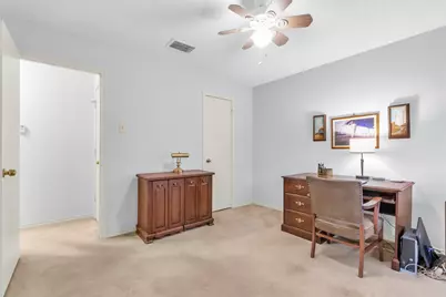 9224 Highedge Circle, Dallas, TX 75238 - Photo 20