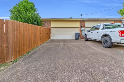 9224 Highedge Circle, Dallas, TX 75238 - Photo 28