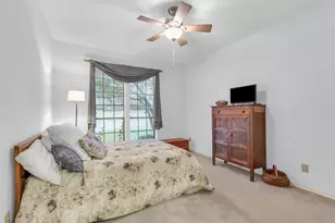 9224 Highedge Cir, Dallas, TX 75238 - Photo 22