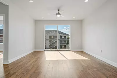 1220 W Trinity Mills #2011, Carrollton, TX 75006 - Photo 4