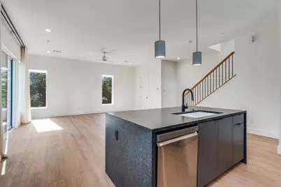 2206 Arroyo Avenue #105, Dallas, TX 75219 - Photo 6