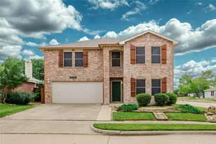 2300 Bradford Pear Dr, Little Elm, TX 75068 - Photo 1