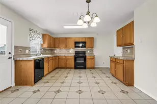 2300 Bradford Pear Dr, Little Elm, TX 75068 - Photo 10