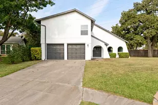 3152 Woodbridge Dr, Bedford, TX 76021 - Photo 1