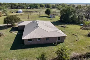 1393 NE County Road 2120 Road NE, Powell, TX 75153 - Photo 4