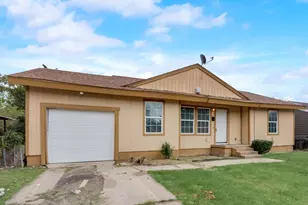 3005 Hatcher St, Fort Worth, TX 76105 - Photo 2