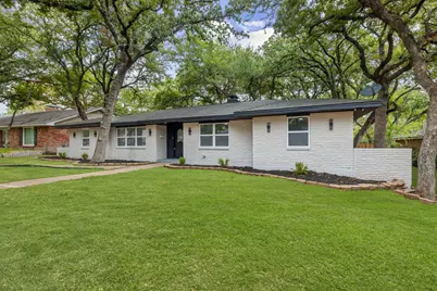 810 Sharpshire Street, Grand Prairie, TX 75050 - Photo 1