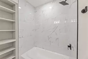 810 Sharpshire St, Grand Prairie, TX 75050 - Photo 24