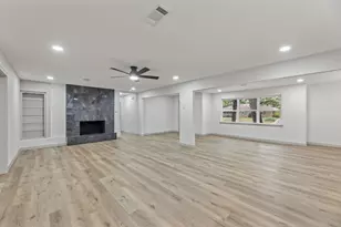 810 Sharpshire St, Grand Prairie, TX 75050 - Photo 6