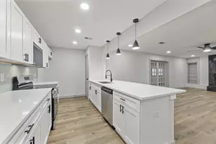 810 Sharpshire St, Grand Prairie, TX 75050 - Photo 12