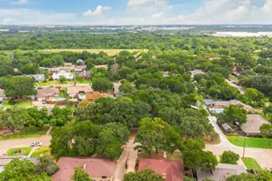 810 Sharpshire St, Grand Prairie, TX 75050 - Photo 40