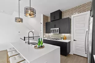 727 W 10th St, Dallas, TX 75208 - Photo 6