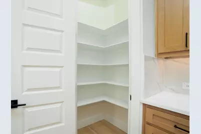 5851 Millar Drive, Dallas, TX 75236 - Photo 10