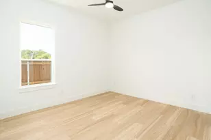 5851 Millar Dr, Dallas, TX 75236 - Photo 14