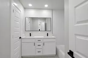 3254 Matthews Dr, Richland Hills, TX 76118 - Photo 4