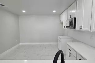 3254 Matthews Dr, Richland Hills, TX 76118 - Photo 2