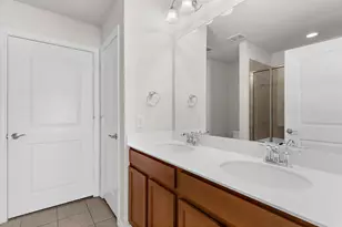 825 Hidden Eddy Dr, McKinney, TX 75071 - Photo 18
