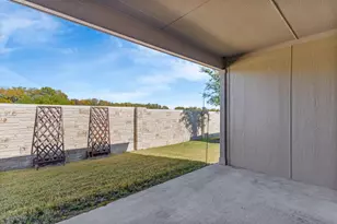 825 Hidden Eddy Dr, McKinney, TX 75071 - Photo 24