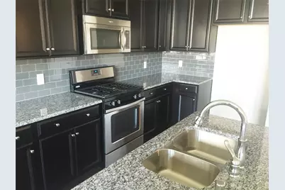 559 Waterloo Drive, Lewisville, TX 75067 - Photo 10