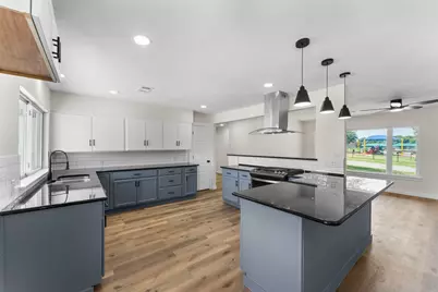 720 Burleson Street, Grand Prairie, TX 75050 - Photo 10