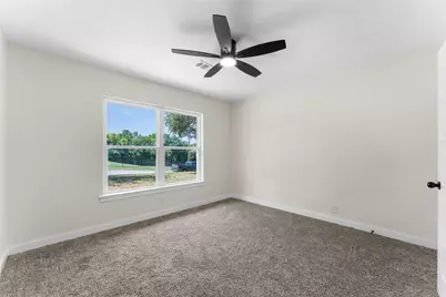 720 Burleson Street, Grand Prairie, TX 75050 - Photo 24