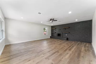 720 Burleson Street, Grand Prairie, TX 75050 - Photo 6